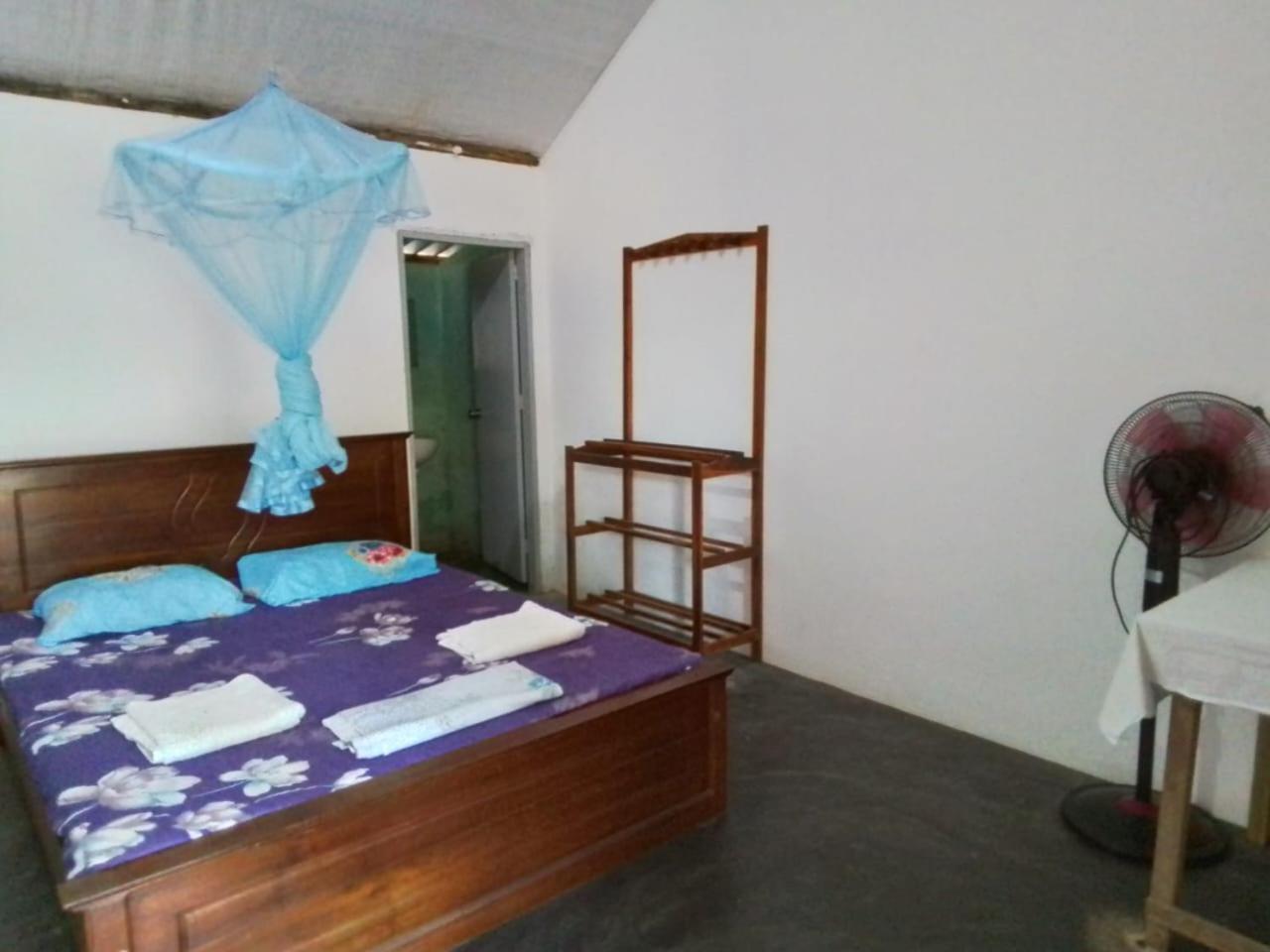 Dolphin Village Alankuda Extérieur photo